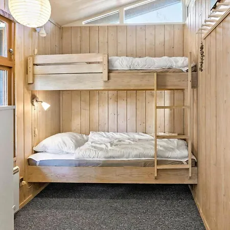 M376-vaeggerlose-stenurtvej-22 Holiday home