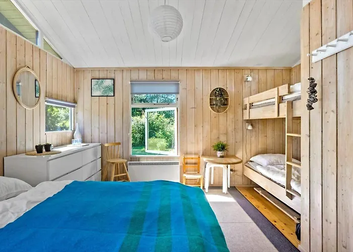 Holiday home M376-vaeggerlose-stenurtvej-22