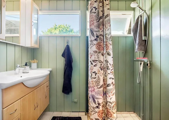 M376-vaeggerlose-stenurtvej-22 Boto By